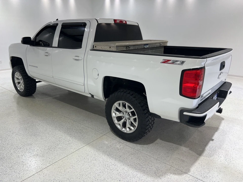 2017 Chevrolet Silverado 2nd Gen - Image 3 of 12