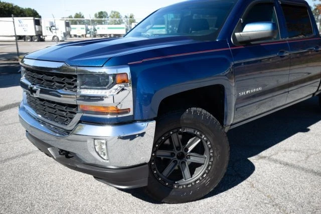 2017 Chevrolet Silverado 3rd Gen - Image 3 of 21
