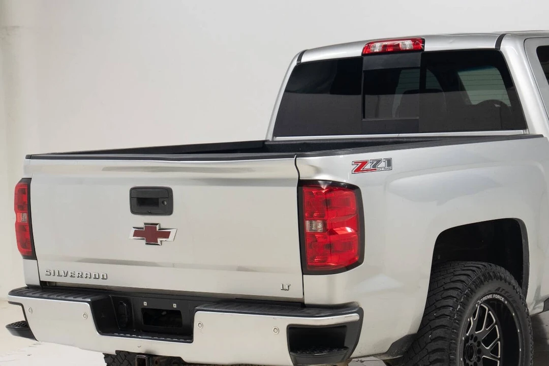 2017 Chevrolet Silverado 3rd Gen - Image 11 of 12