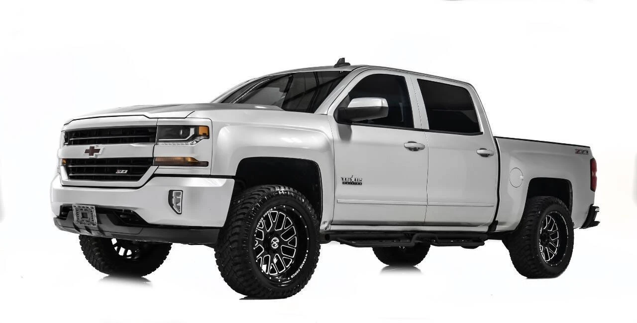 2017 Chevrolet Silverado 2nd Gen - Image 2 of 12