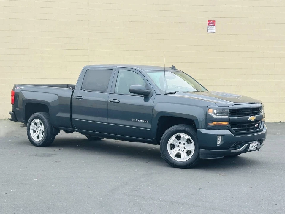 2017 Chevrolet Silverado 2nd Gen - Image 2 of 21