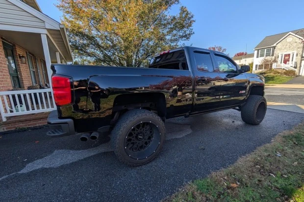 2017 Chevrolet Silverado 3rd Gen - Image 2 of 7