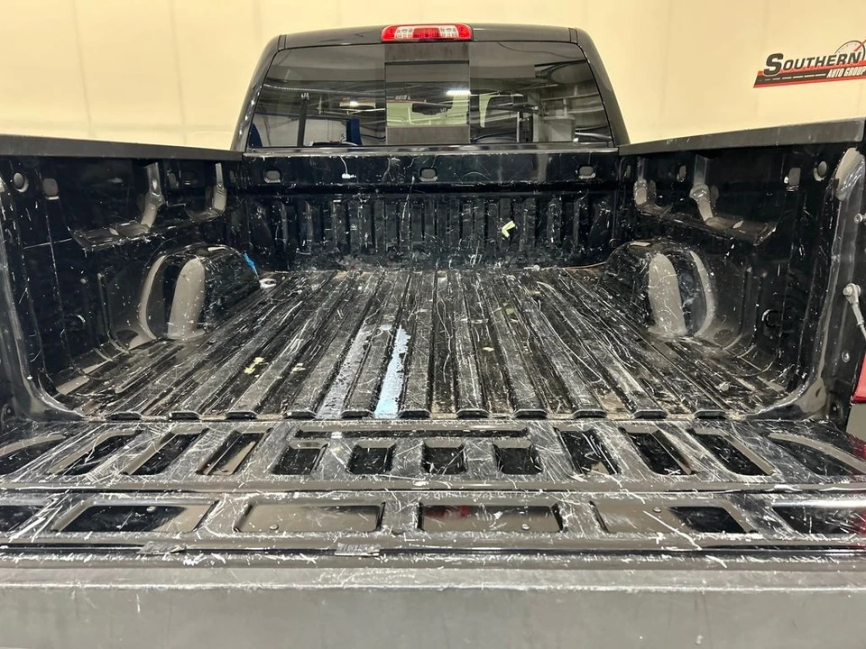 2017 Chevrolet Silverado 2nd Gen - Image 5 of 12