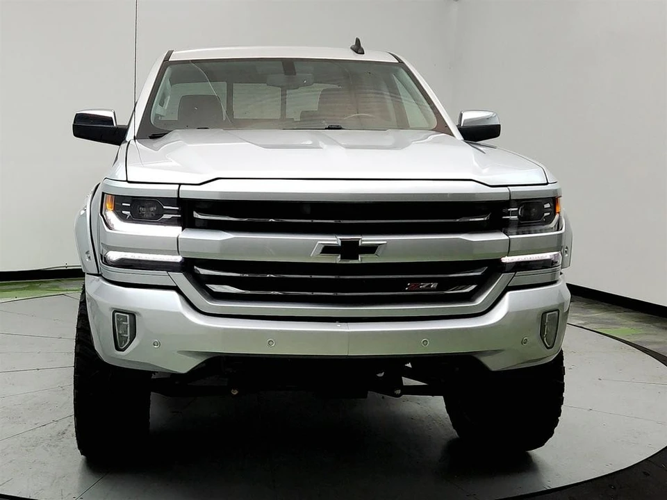 2017 Chevrolet Silverado 3rd Gen - Image 2 of 21