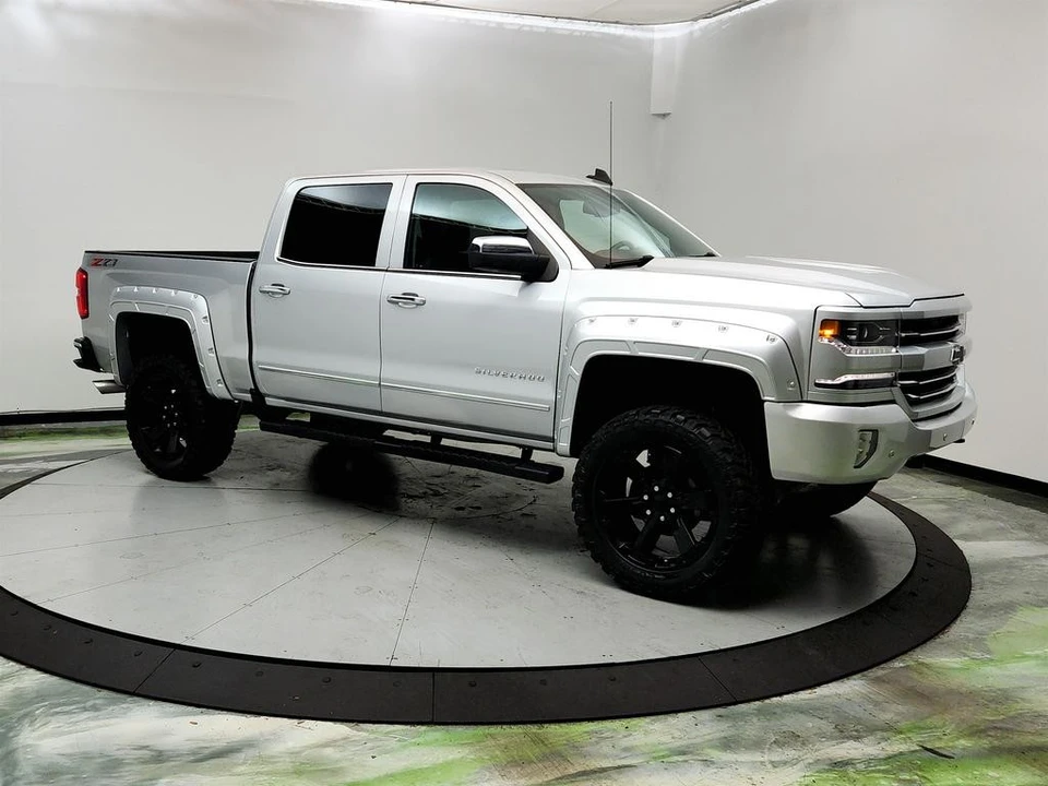 2017 Chevrolet Silverado 3rd Gen - Image 3 of 21