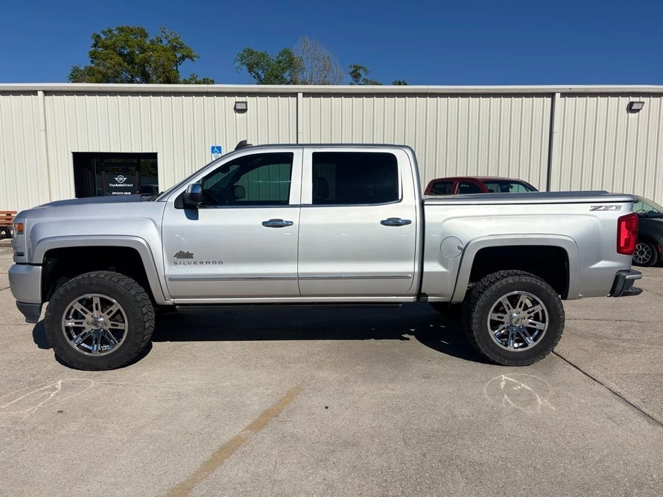 2017 Chevrolet Silverado 3rd Gen - Image 2 of 21