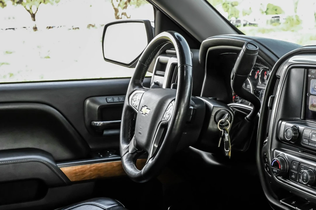 2017 Chevrolet Silverado 3rd Gen - Image 13 of 21