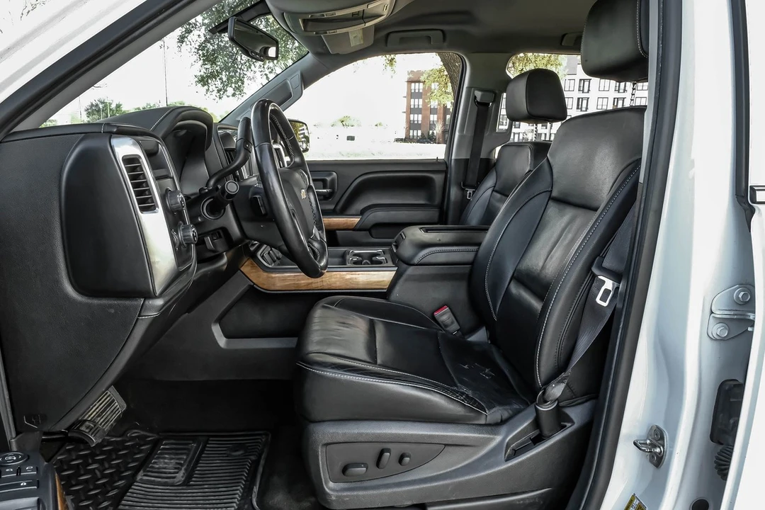 2017 Chevrolet Silverado 3rd Gen - Image 5 of 21