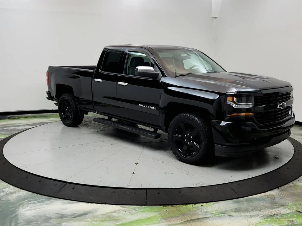 2017 Chevrolet Silverado 3rd Gen - Image 3 of 21