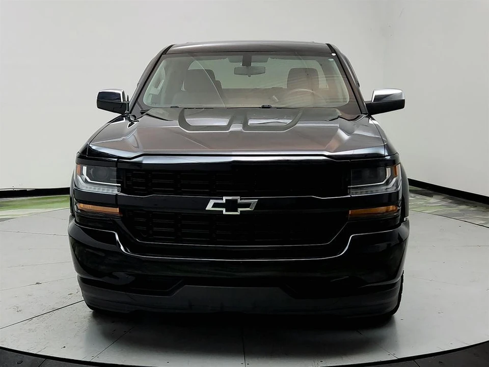2017 Chevrolet Silverado 3rd Gen - Image 2 of 21