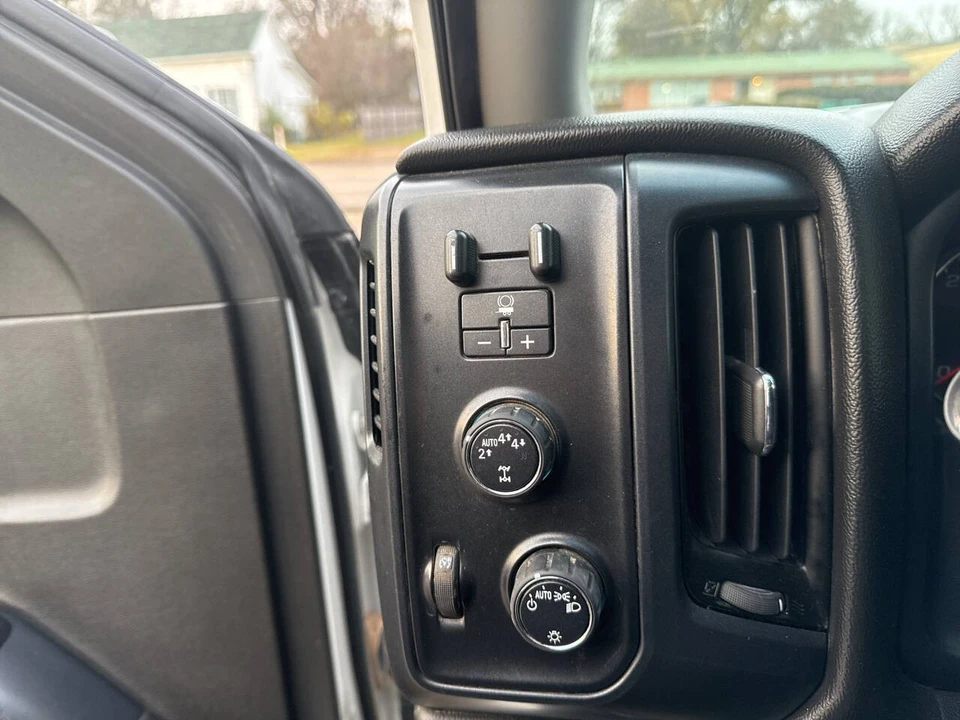 2017 Chevrolet Silverado 3rd Gen - Image 14 of 15