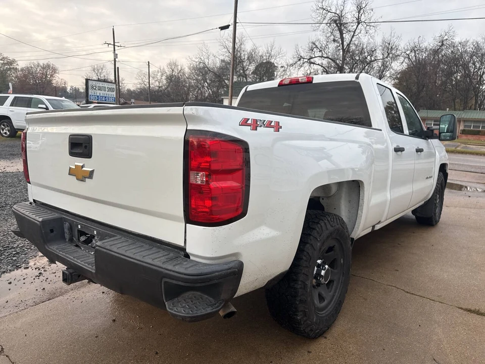 2017 Chevrolet Silverado 3rd Gen - Image 3 of 15