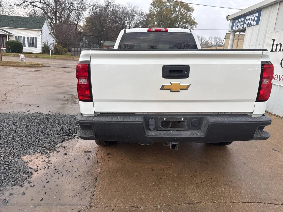 2017 Chevrolet Silverado 3rd Gen - Image 5 of 15