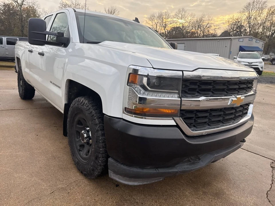 2017 Chevrolet Silverado 3rd Gen - Image 13 of 15