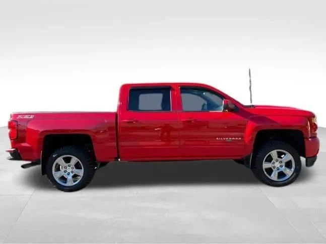 2017 Chevrolet Silverado 2nd Gen - Image 9 of 12