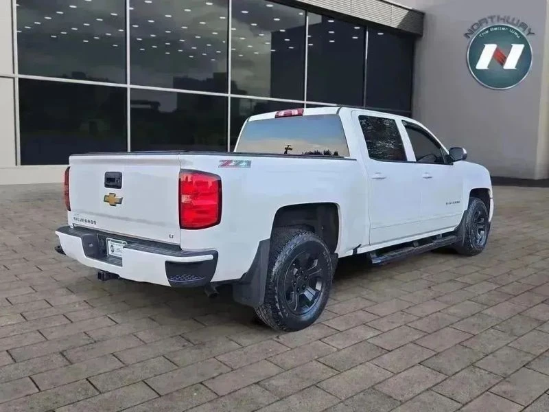 2017 Chevrolet Silverado 3rd Gen - Image 5 of 12