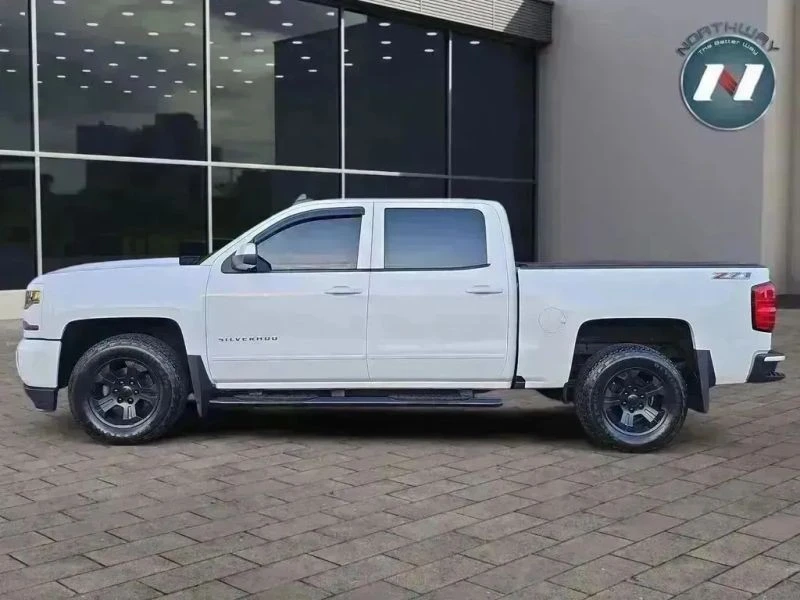 2017 Chevrolet Silverado 3rd Gen - Image 2 of 12