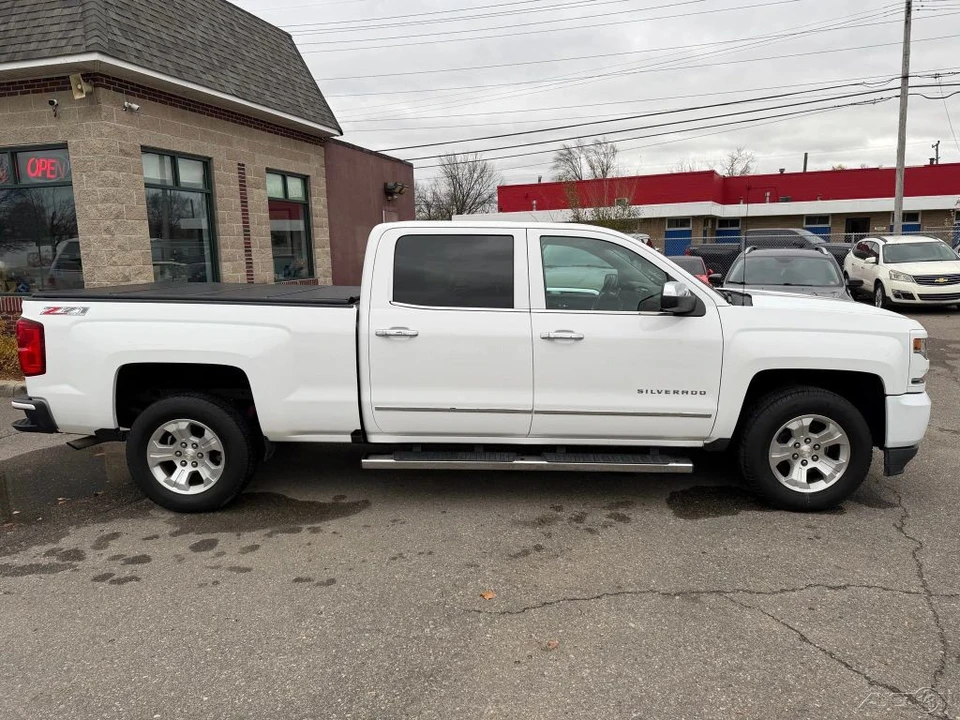 2017 Chevrolet Silverado 2nd Gen - Image 6 of 12
