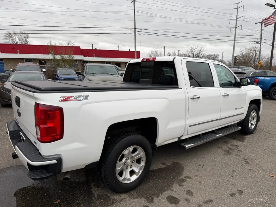 2017 Chevrolet Silverado 2nd Gen - Image 5 of 12