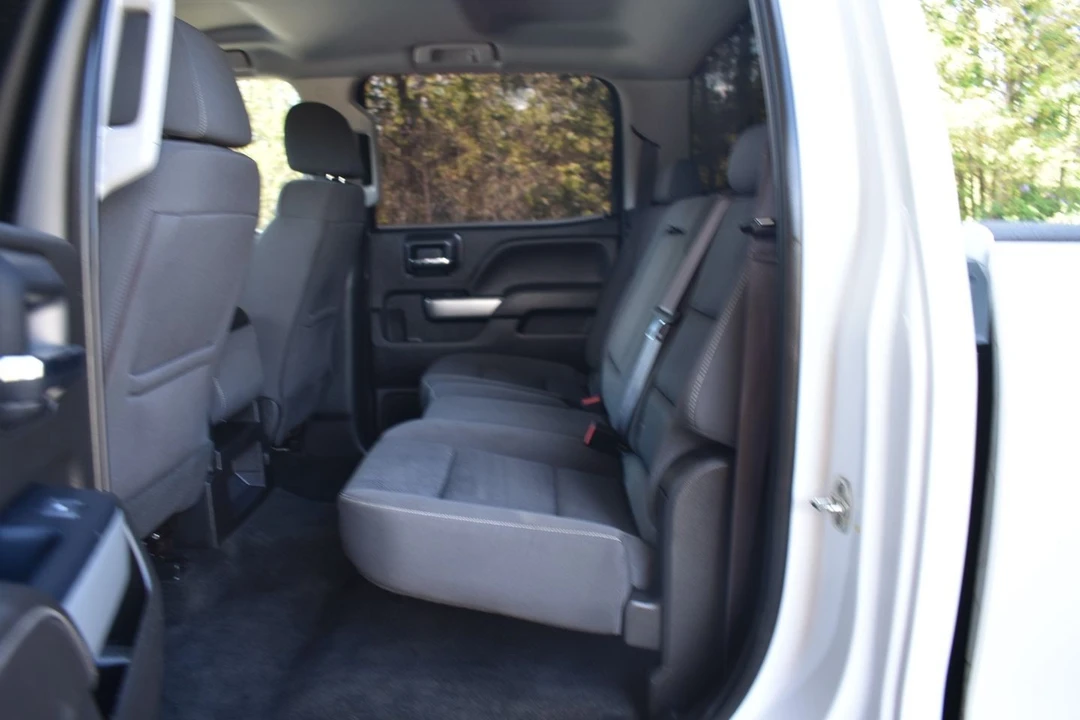 2017 Chevrolet Silverado Heavy Duty 3rd Gen - Image 11 of 21