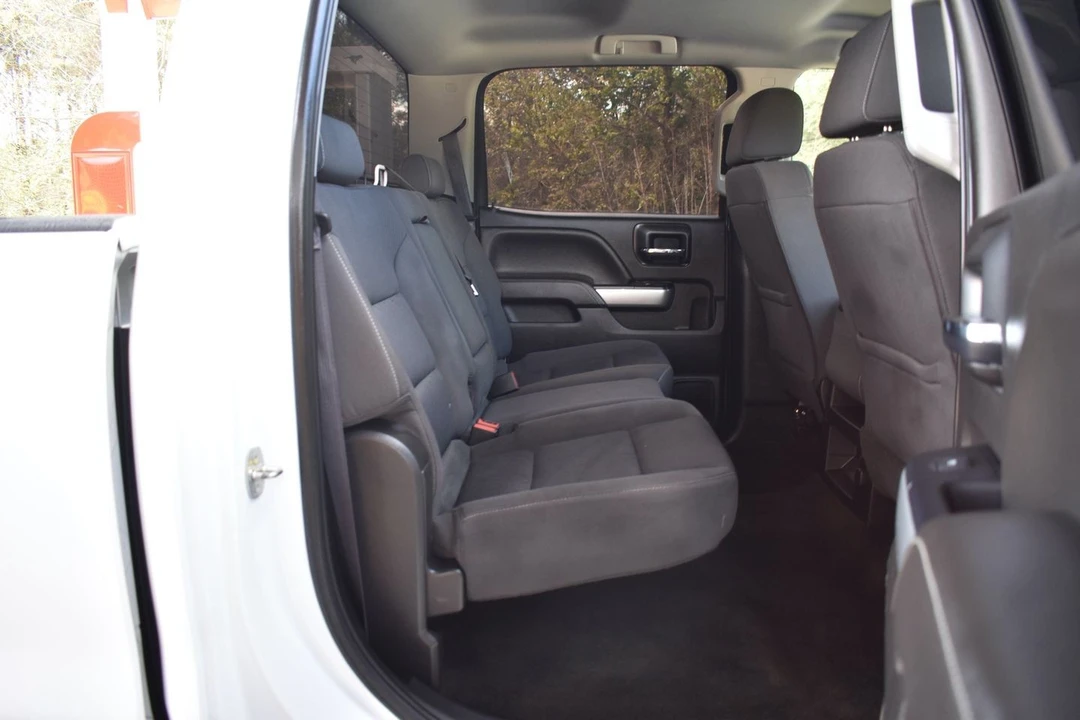2017 Chevrolet Silverado Heavy Duty 3rd Gen - Image 16 of 21