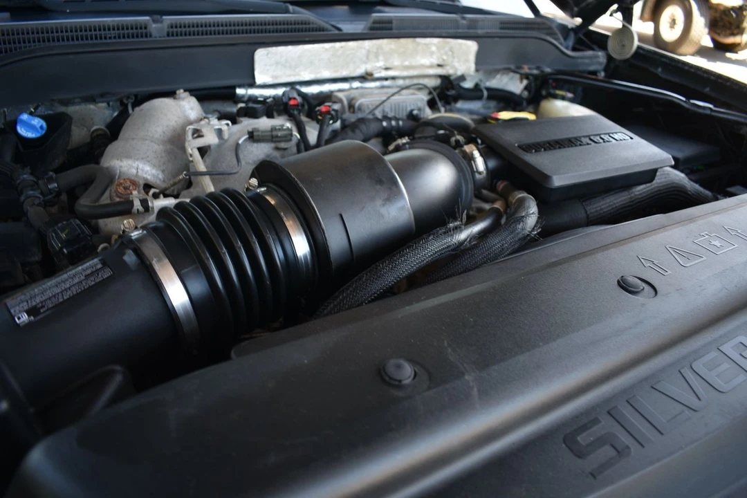 2017 Chevrolet Silverado Heavy Duty 3rd Gen - Image 19 of 21