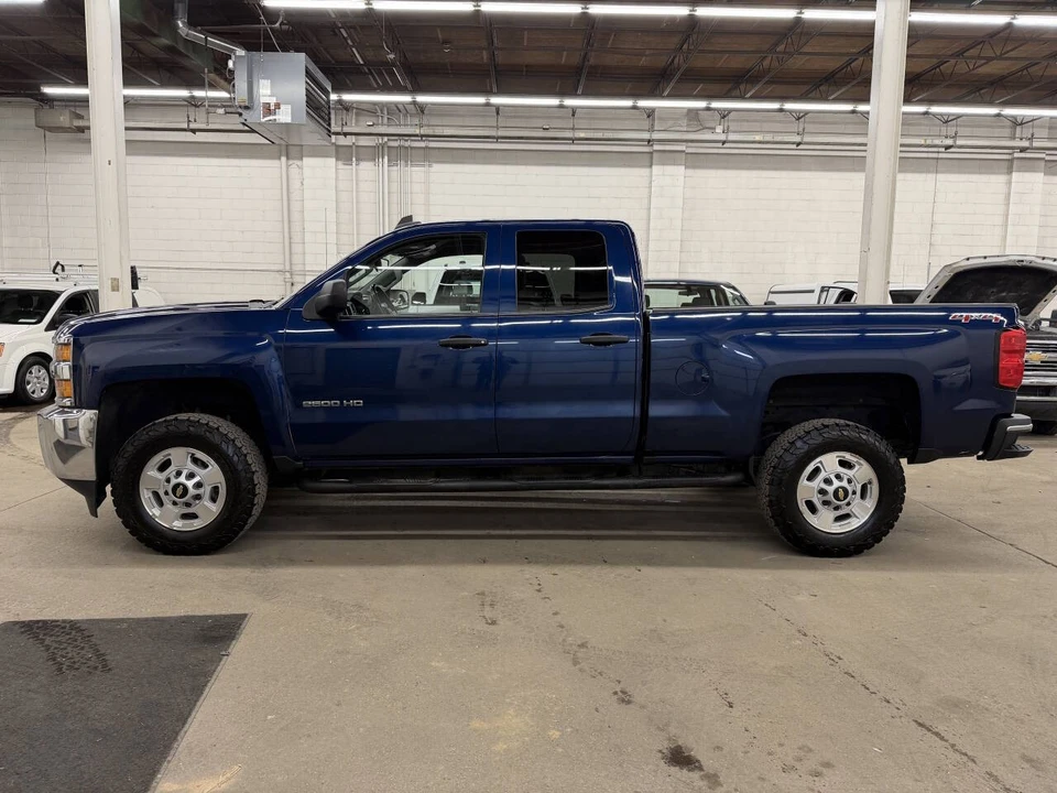 2017 Chevrolet Silverado Heavy Duty 3rd Gen - Image 14 of 21