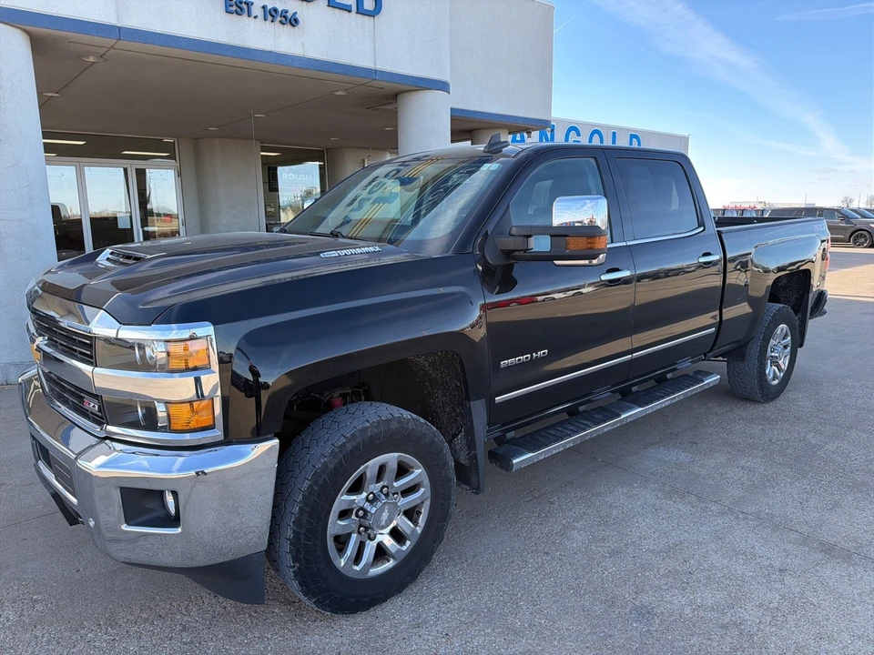 2017 Chevrolet Silverado Heavy Duty 3rd Gen - Image 2 of 12