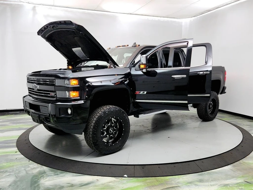 2017 Chevrolet Silverado Heavy Duty 3rd Gen - Image 9 of 21