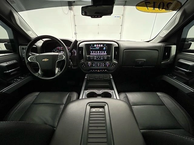 2017 Chevrolet Silverado Heavy Duty 3rd Gen - Image 2 of 12
