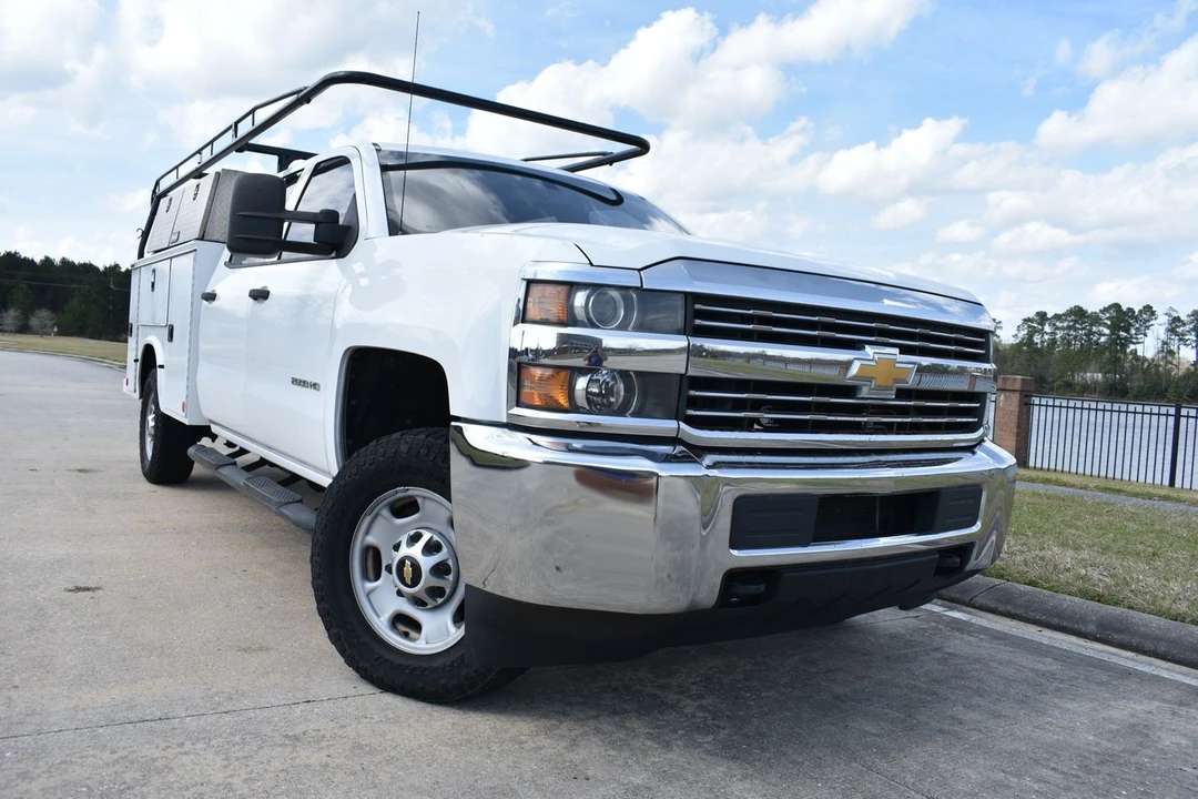 2017 Chevrolet Silverado Heavy Duty 3rd Gen - Image 6 of 21