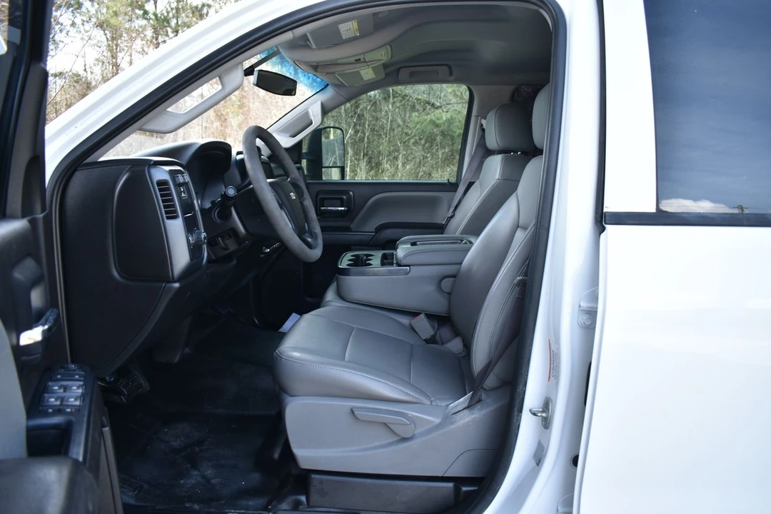 2017 Chevrolet Silverado Heavy Duty 3rd Gen - Image 19 of 21