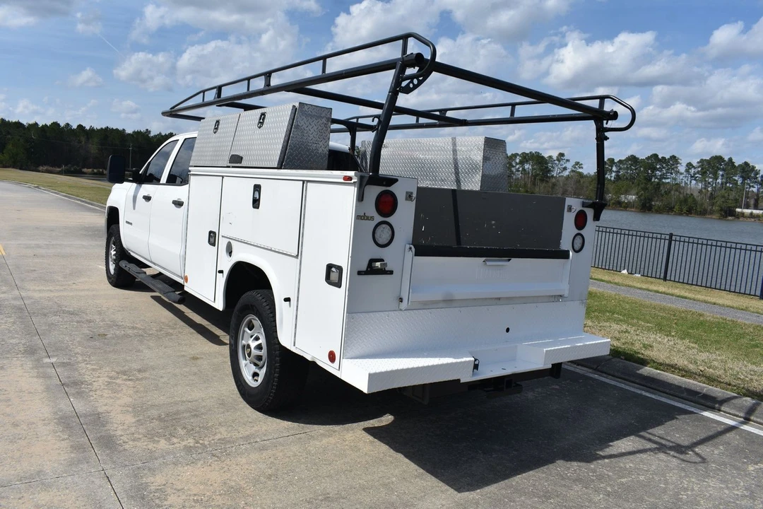 2017 Chevrolet Silverado Heavy Duty 3rd Gen - Image 5 of 21
