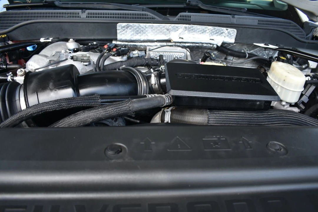 2017 Chevrolet Silverado Heavy Duty 3rd Gen - Image 19 of 20