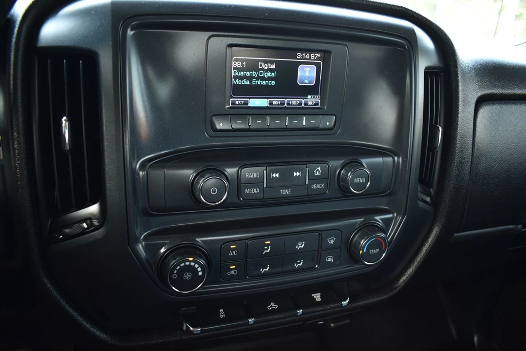 2017 Chevrolet Silverado Heavy Duty 3rd Gen - Image 13 of 20