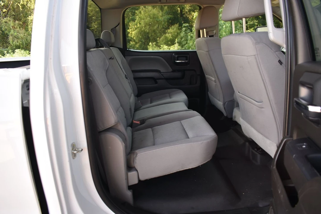 2017 Chevrolet Silverado Heavy Duty 3rd Gen - Image 14 of 20