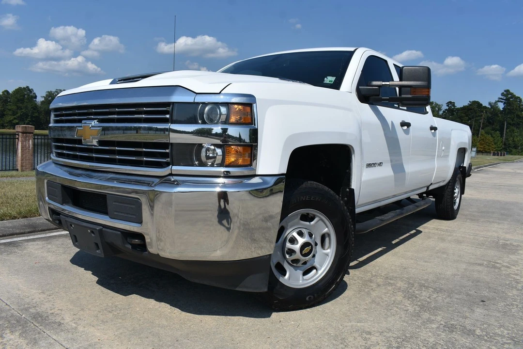 2017 Chevrolet Silverado Heavy Duty 3rd Gen - Image 5 of 20