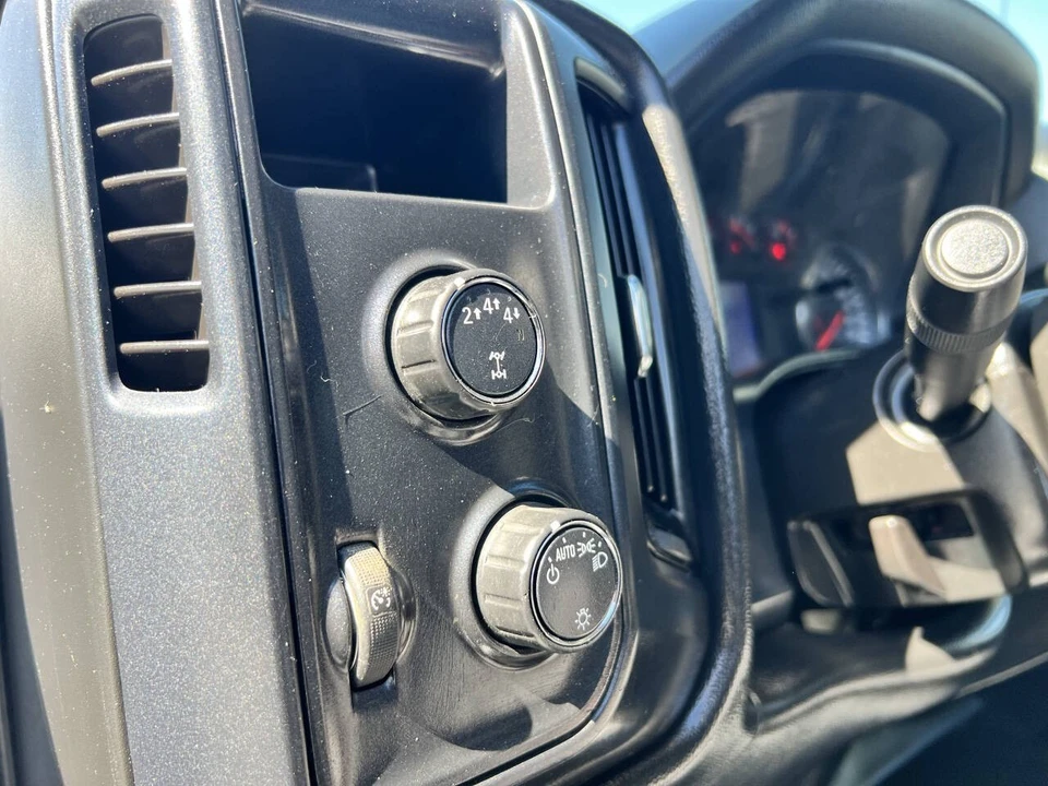2017 Chevrolet Silverado Heavy Duty 3rd Gen - Image 17 of 21