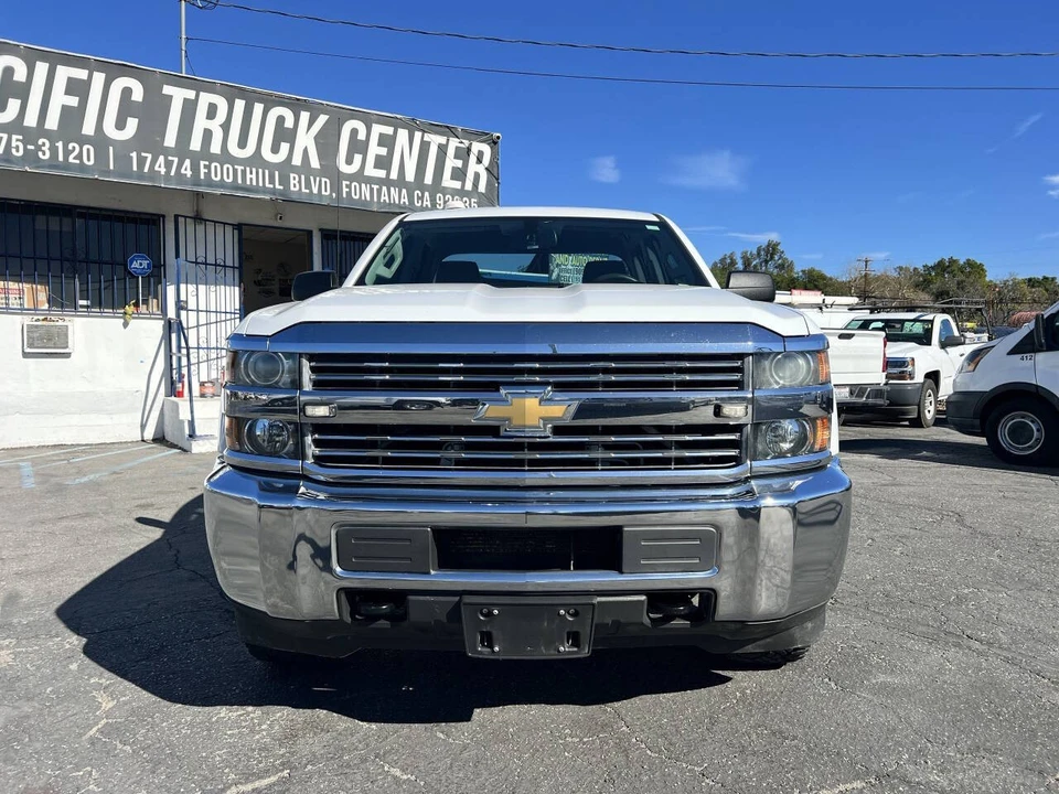 2017 Chevrolet Silverado Heavy Duty 3rd Gen - Image 2 of 21