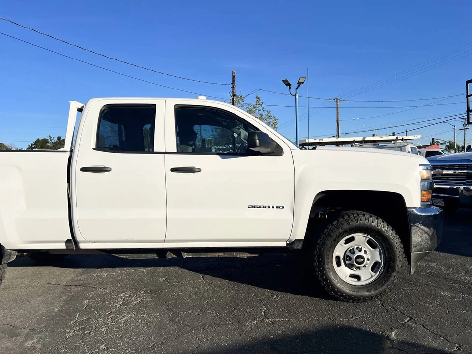 2017 Chevrolet Silverado Heavy Duty 3rd Gen - Image 5 of 21