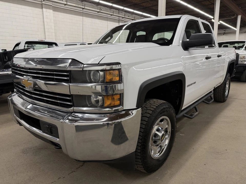 2017 Chevrolet Silverado Heavy Duty 3rd Gen - Image 4 of 12