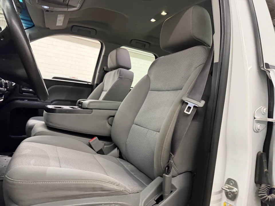 2017 Chevrolet Silverado Heavy Duty 3rd Gen - Image 5 of 21