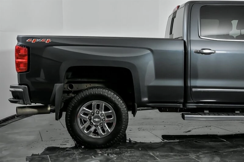 2017 Chevrolet Silverado Heavy Duty 3rd Gen - Image 11 of 21