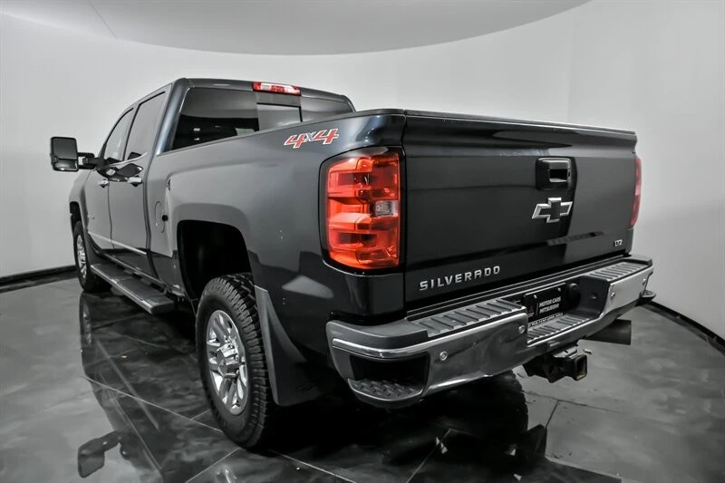 2017 Chevrolet Silverado Heavy Duty 3rd Gen - Image 9 of 21