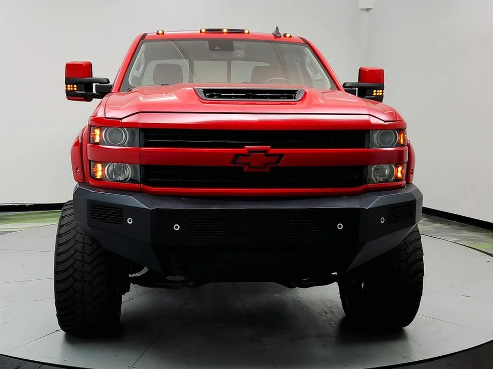 2017 Chevrolet Silverado Heavy Duty 2nd Gen - Image 2 of 12