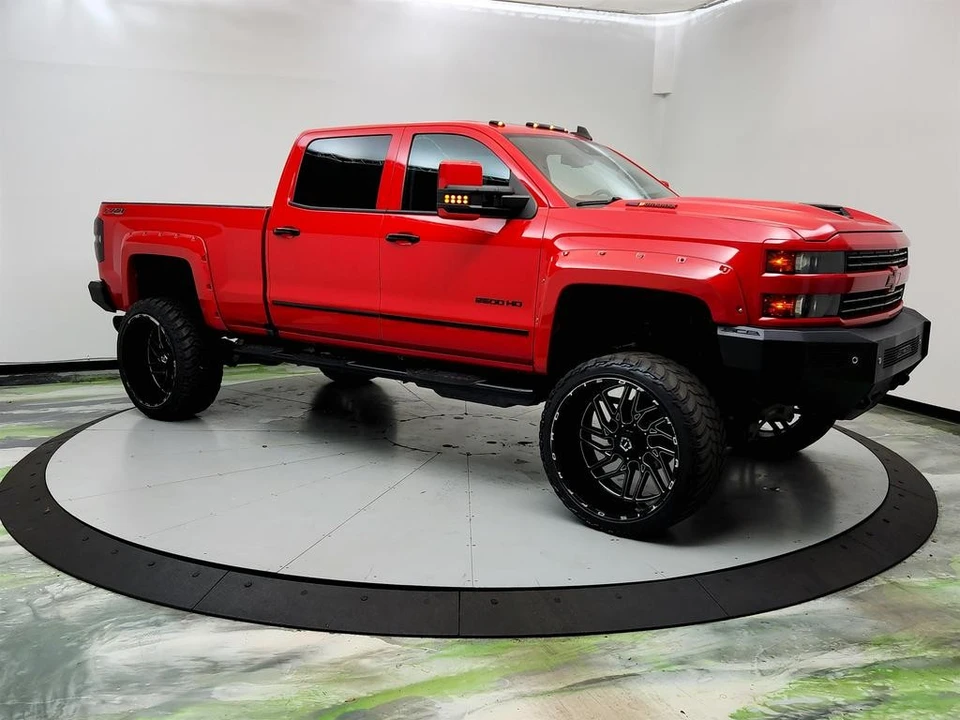 2017 Chevrolet Silverado Heavy Duty 2nd Gen - Image 3 of 12