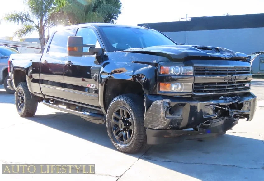 2017 Chevrolet Silverado Heavy Duty 2nd Gen - Image 3 of 21