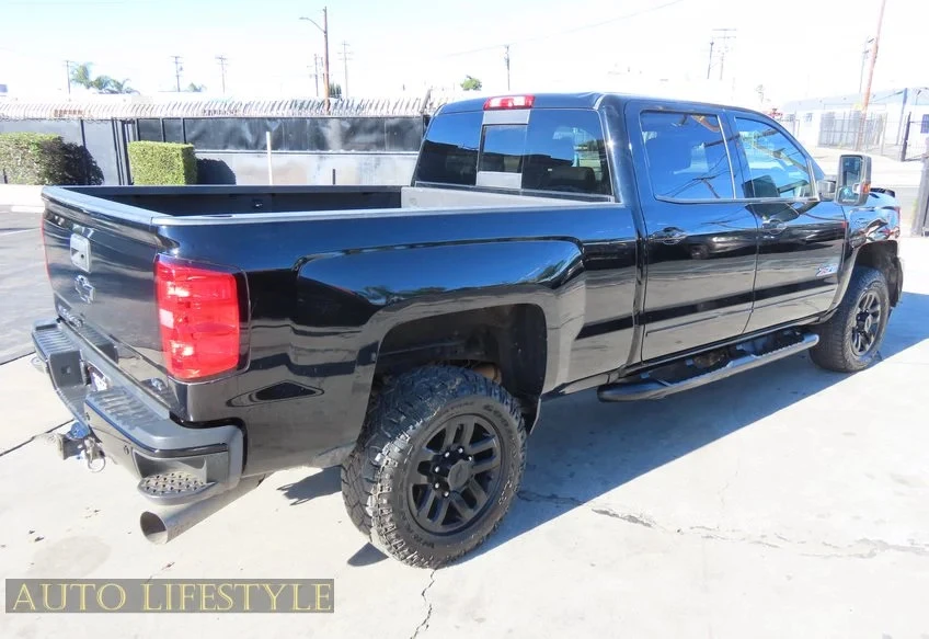 2017 Chevrolet Silverado Heavy Duty 2nd Gen - Image 6 of 21