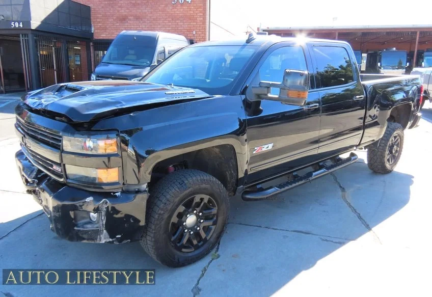 2017 Chevrolet Silverado Heavy Duty 2nd Gen - Image 2 of 21