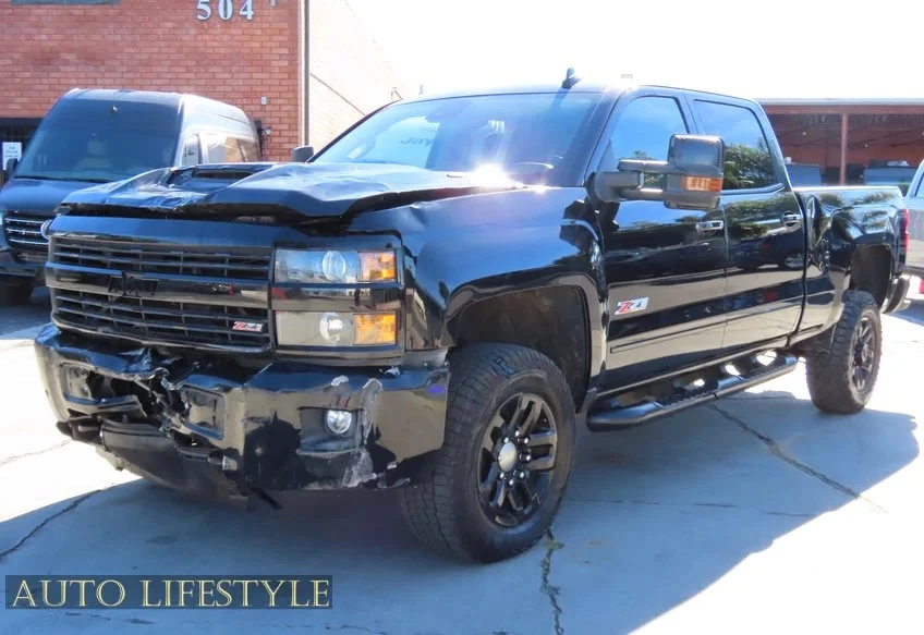 2017 Chevrolet Silverado Heavy Duty 2nd Gen - Image 4 of 21